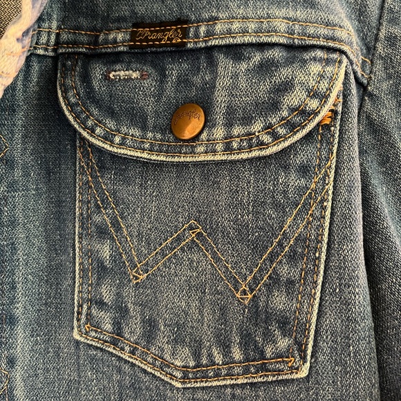 Vintage Wrangler Denim Jacket - Picture 7 of 7